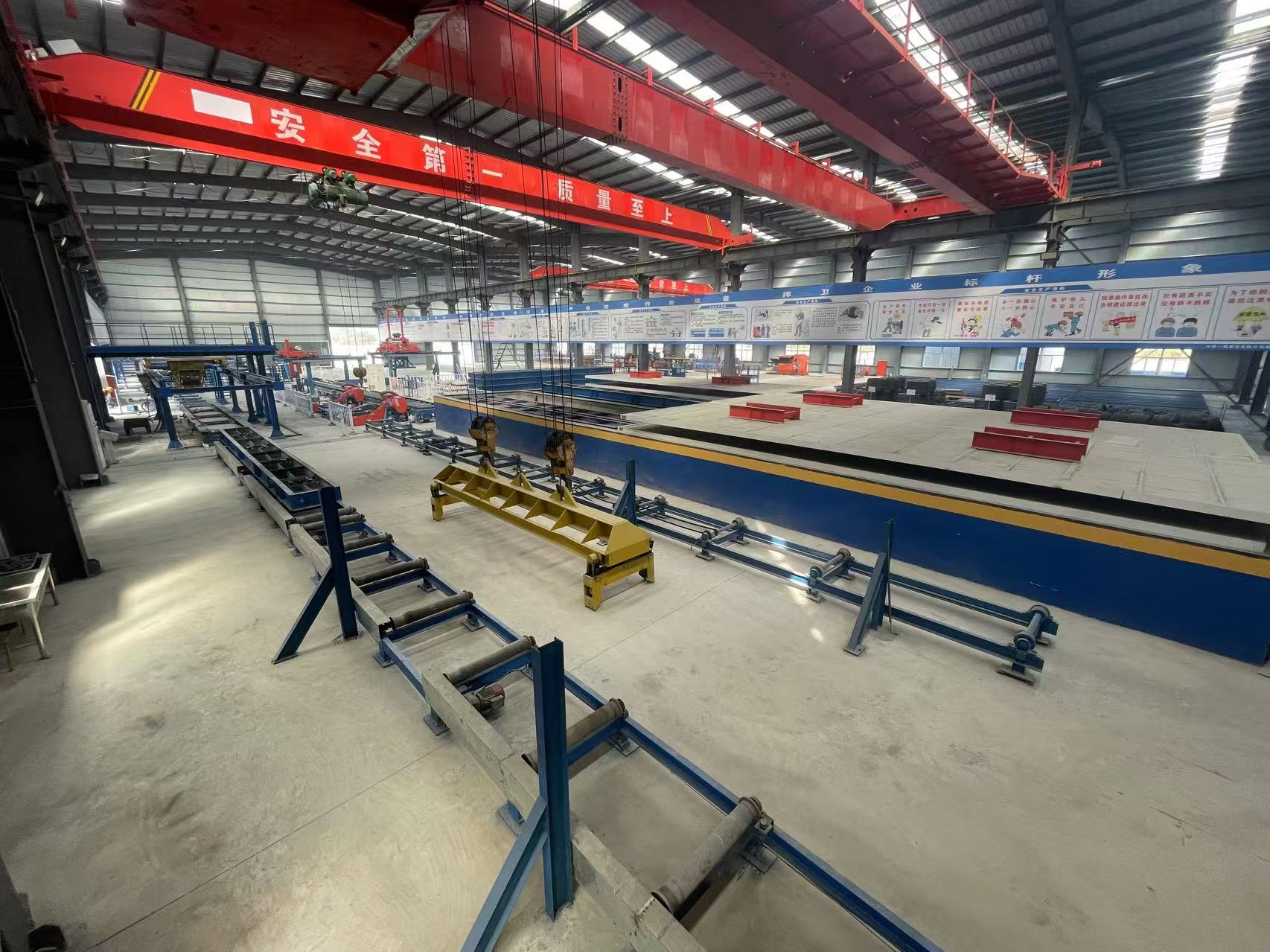 中鐵一局淮宿蚌鐵路  軌枕生產(chǎn)線(xiàn)